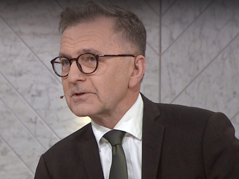 Hur Lång Är Ulf Kristoffersson Moderat